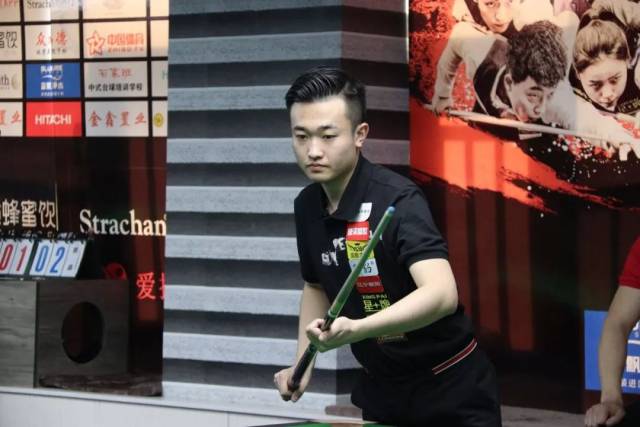 美国女子公 美国女子公